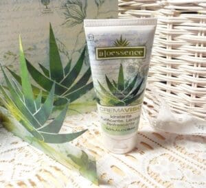 Omnia Botanica - Recensione Crema Viso Idratante, Purificante, Lenitiva e Rinfrescante 60% Aloe Bio