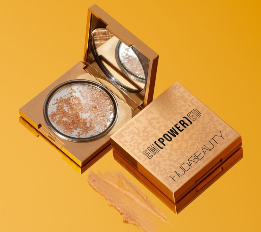 Empowered Face Gloss Highlighting Dew