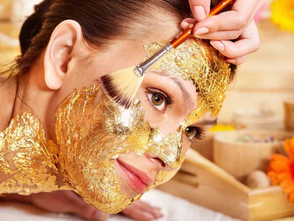 maschera viso oro