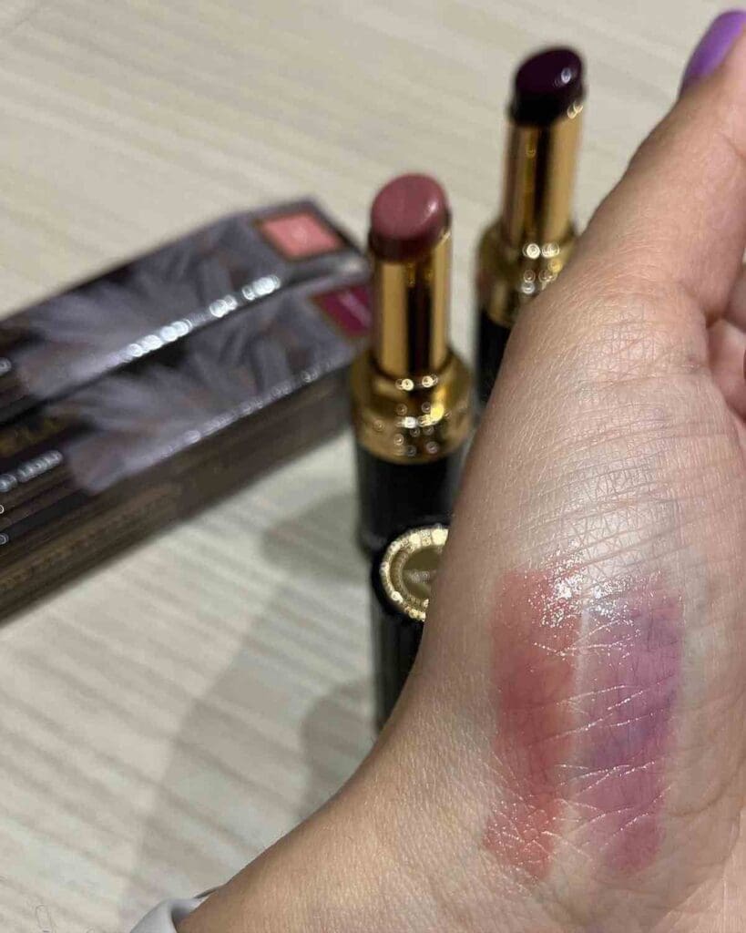 Swatches Beyond Jelly Lipstick Luz e Nocturna