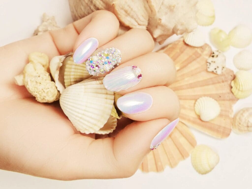 mermaid nails colori chiari