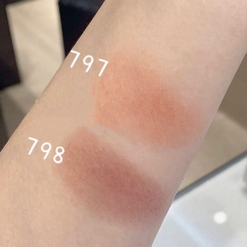 Swatches blush chanel trucco autunno 2023