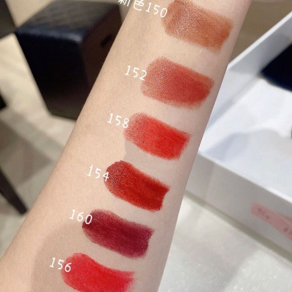 Swatches rossetti Chanel autunno 2023