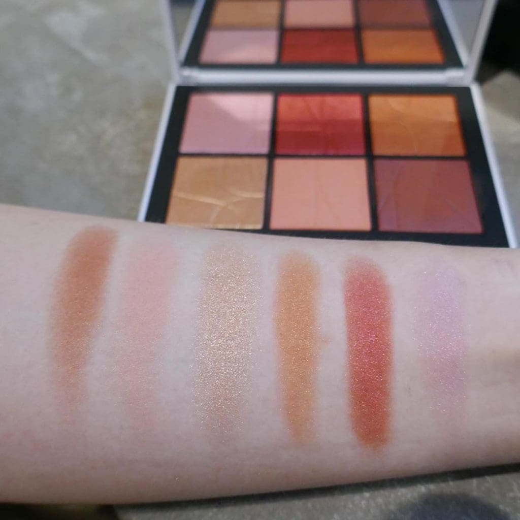 Swatches palette Nars Natale 2023