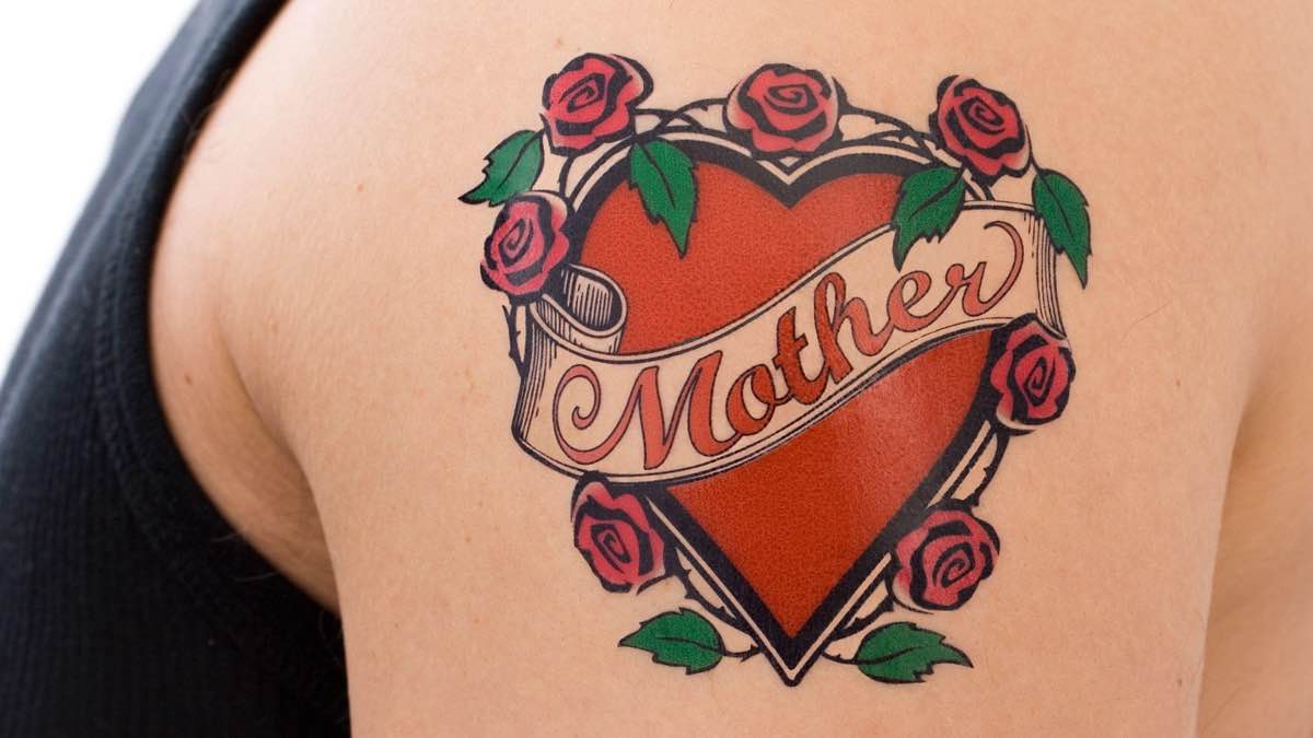 tatuaggio cuore famiglia