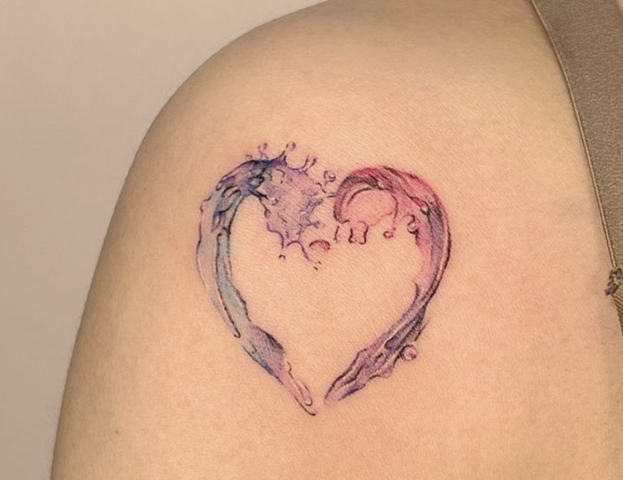 Tatuaggio cuore colorato