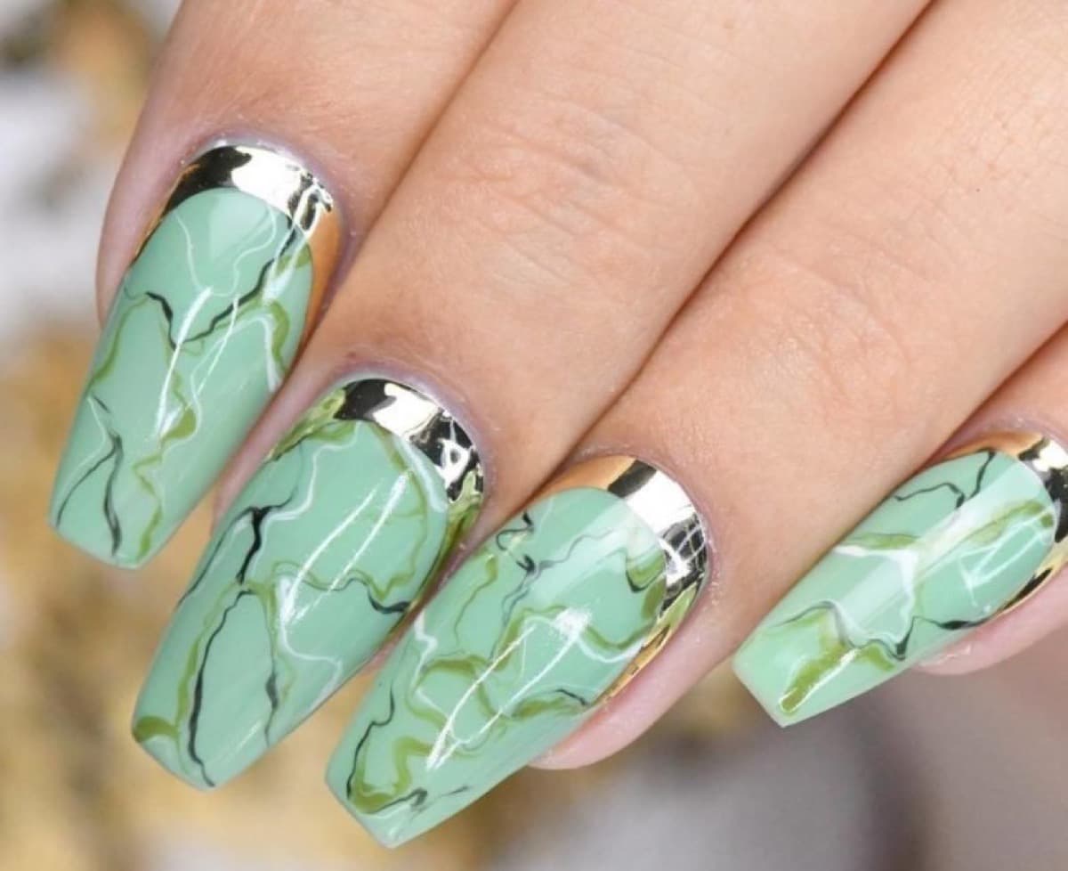 marble manicure verde