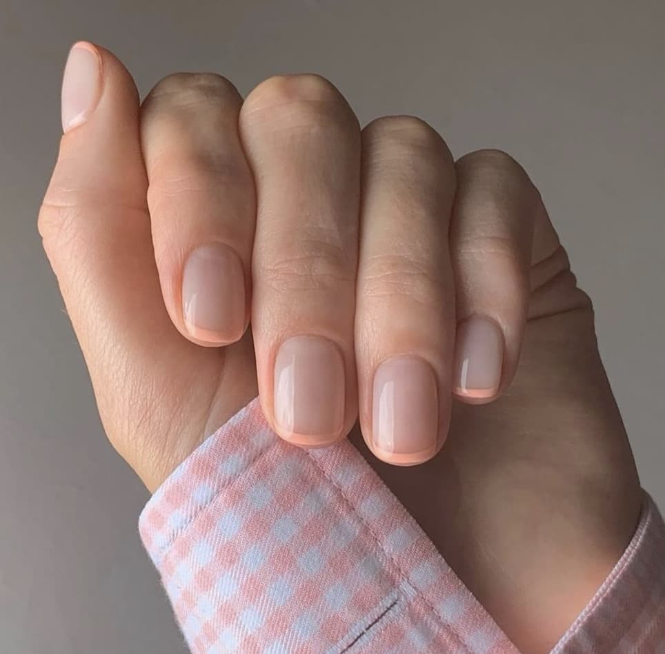 French manicure peach fuzz